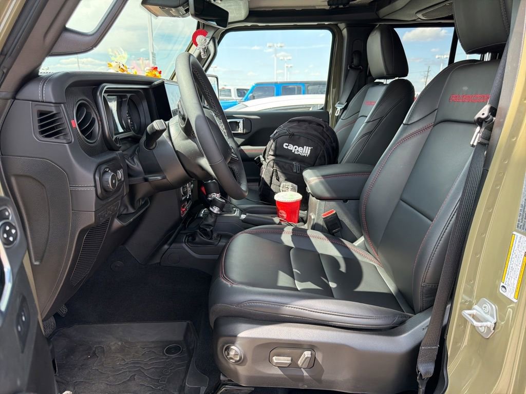 jeep wrangler 4-door 2025 1C4RJXFG0SW661576 image jeep wrangler 4-door 2025 1C4RJXFG0SW661576 image